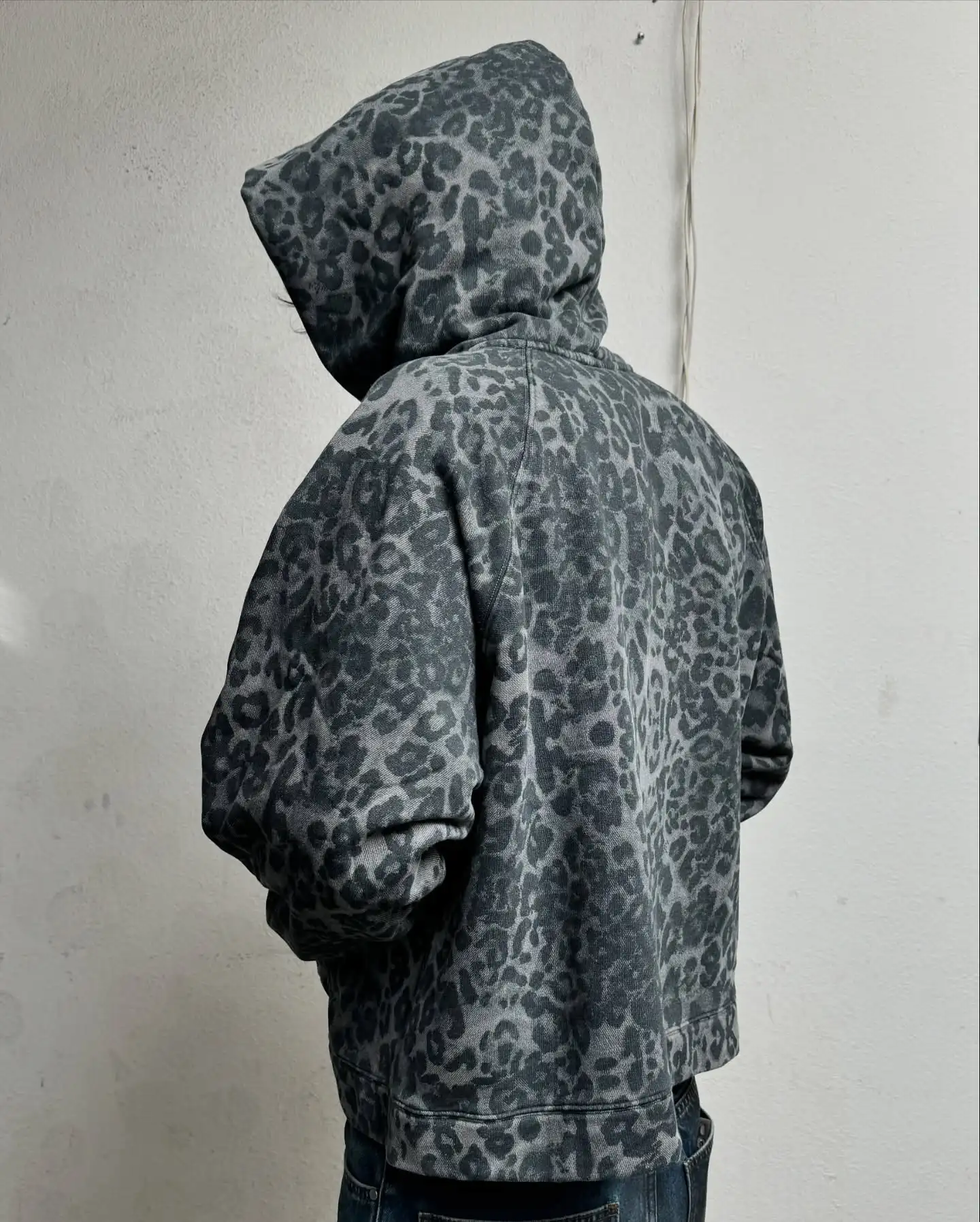 Hoodie Retro Y2K Motif Leopard - Mens Fashion Zip Up Hoodies ulasan dan harga